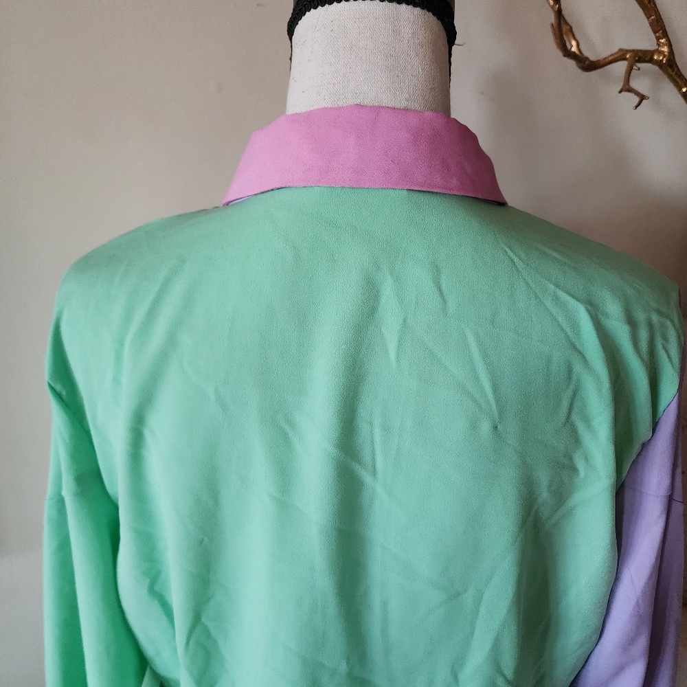 🔥Riley & Rae Colorblocked Tie-Neck Blouse - Picture 10 of 17